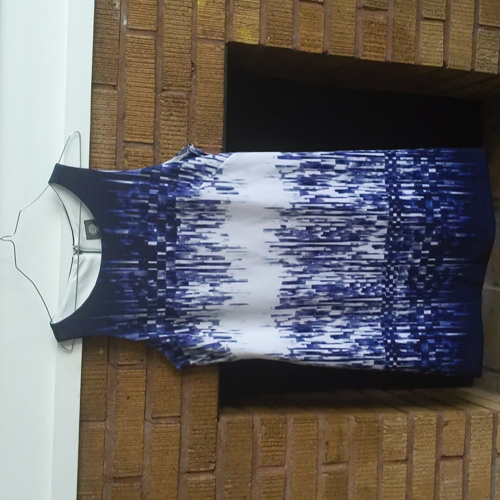 Vince Camuto | Shift Dress